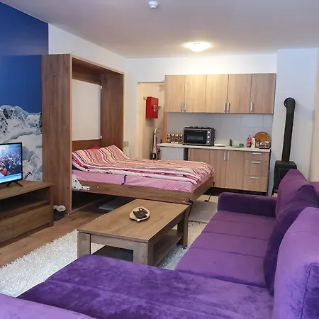 Violet Jahorina