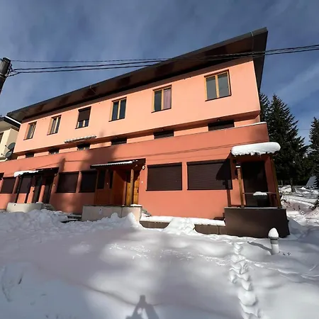 Apartment Violet